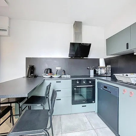 Apartment Neuf, 4 ,spacieux Tv-wifi