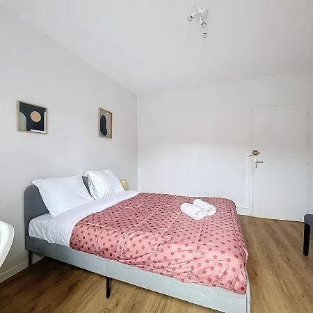 Neuf, 4 ,spacieux Tv-wifi Apartment *