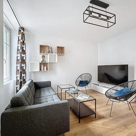 Neuf, 4 ,spacieux Tv-wifi Appartement *