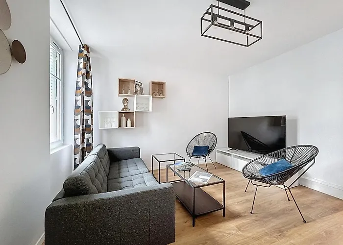 Neuf, 4 ,spacieux Tv-wifi Lägenhet *